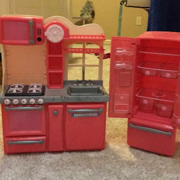 American girl doll kitchen with fridge - Picture 1 of 5